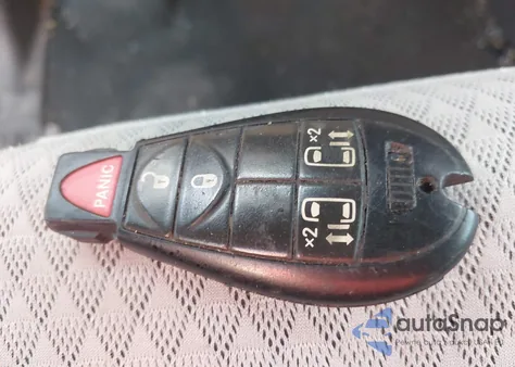 2010 Dodge Grand Caravan Sxt z USA, uszkodzony, nr VIN 2D4RN5D19AR458638